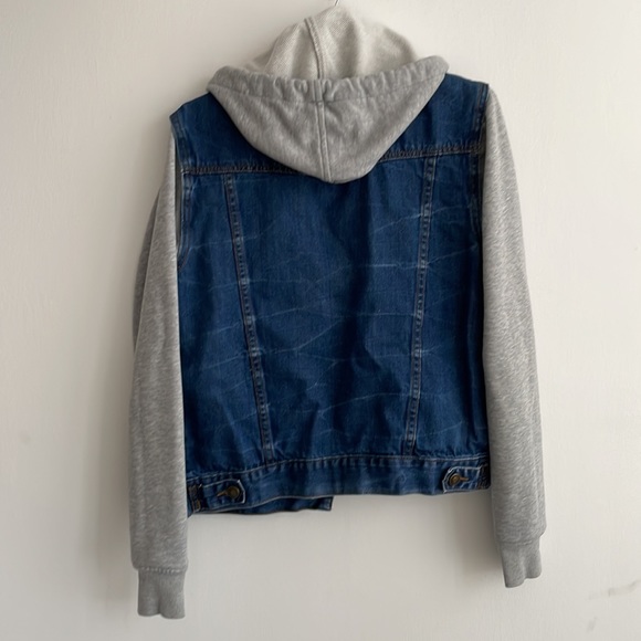 Denim sweatshirt jacket - Picture 2 of 3
